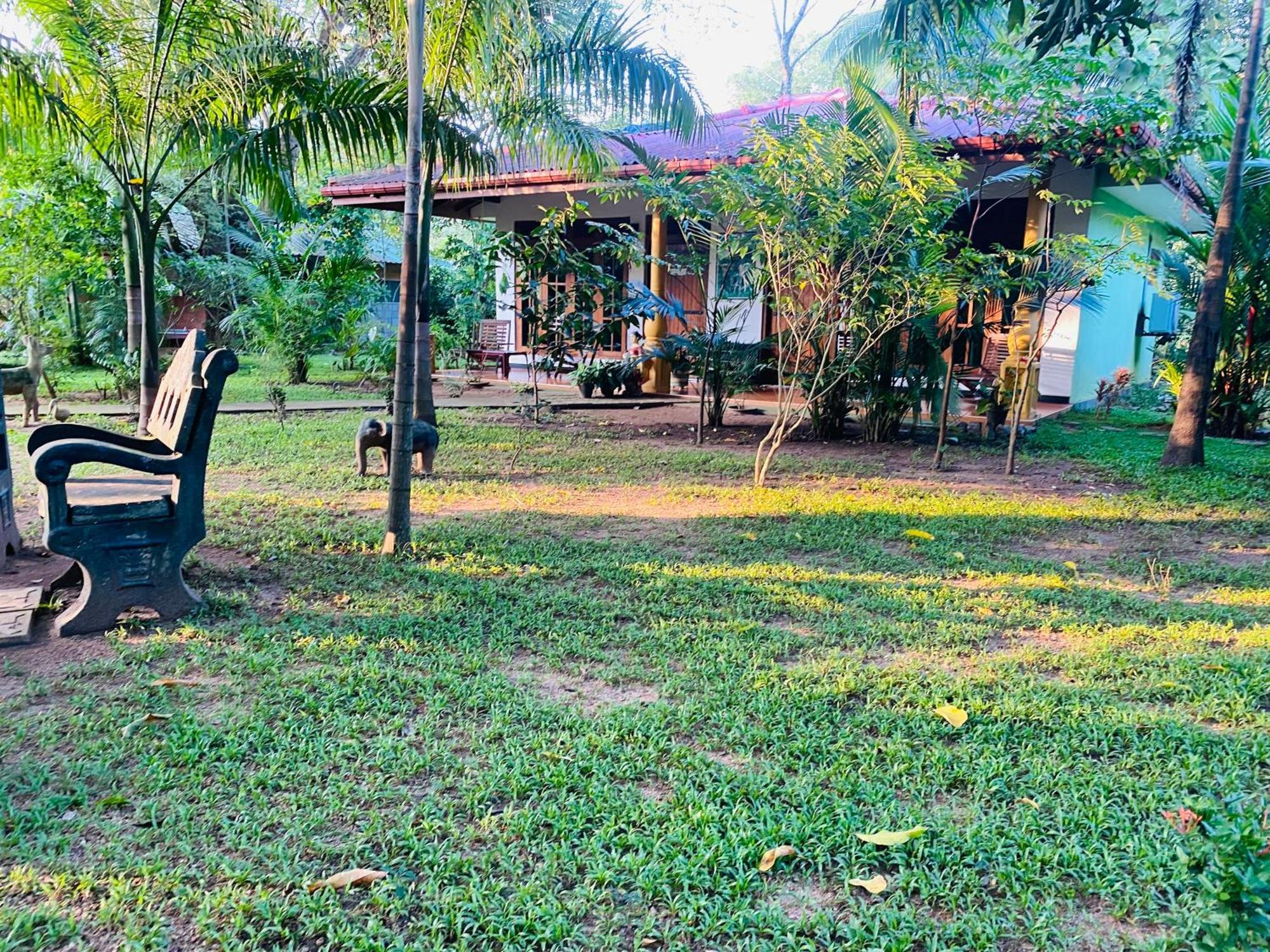 Sigiriya Ranasinghe Nature Villa Exteriör bild